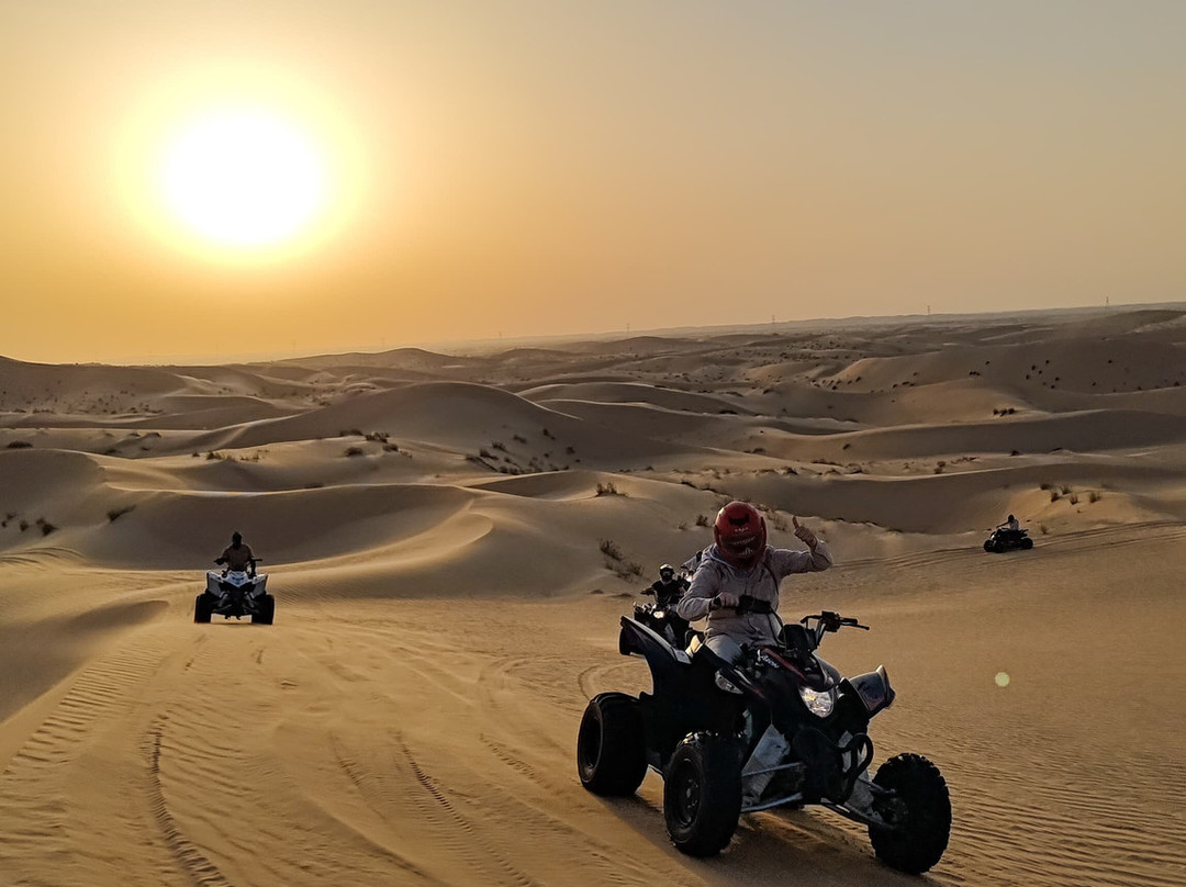 Big Red Quad Bike Rental景点图片