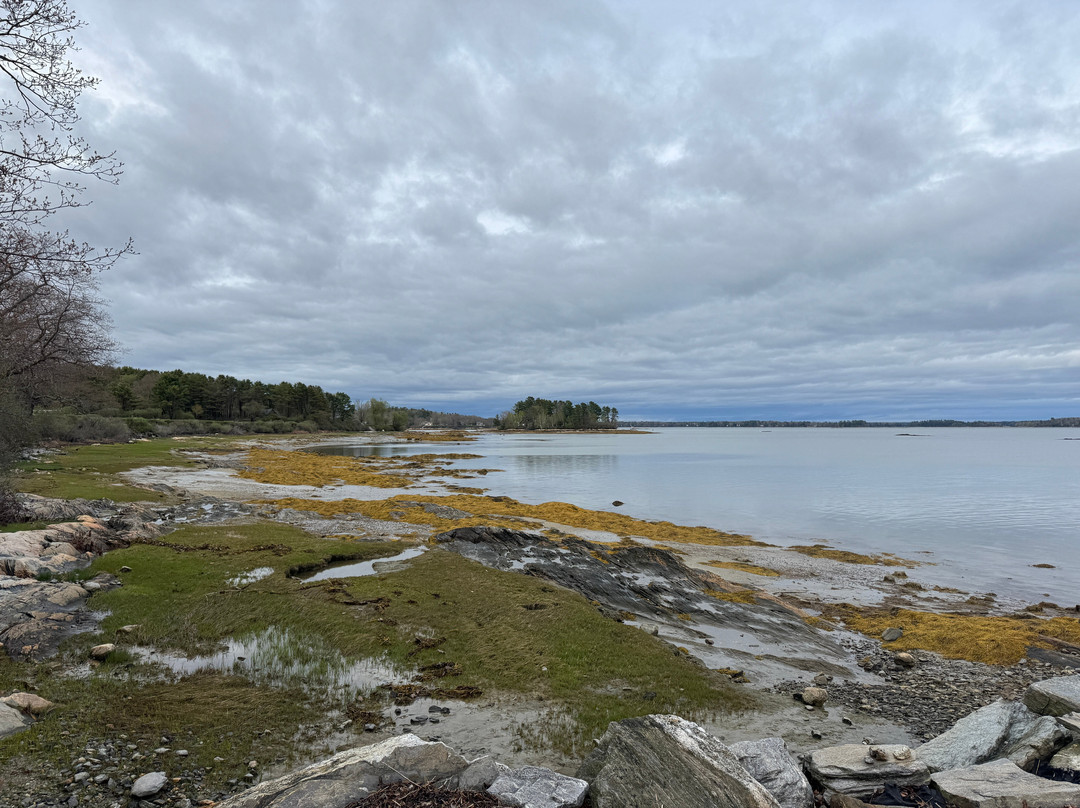 Winslow Memorial Park Camping and Public Beach景点图片