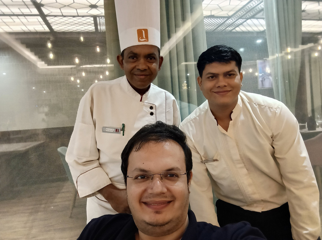 Rang Lords Inn Bharuch主图