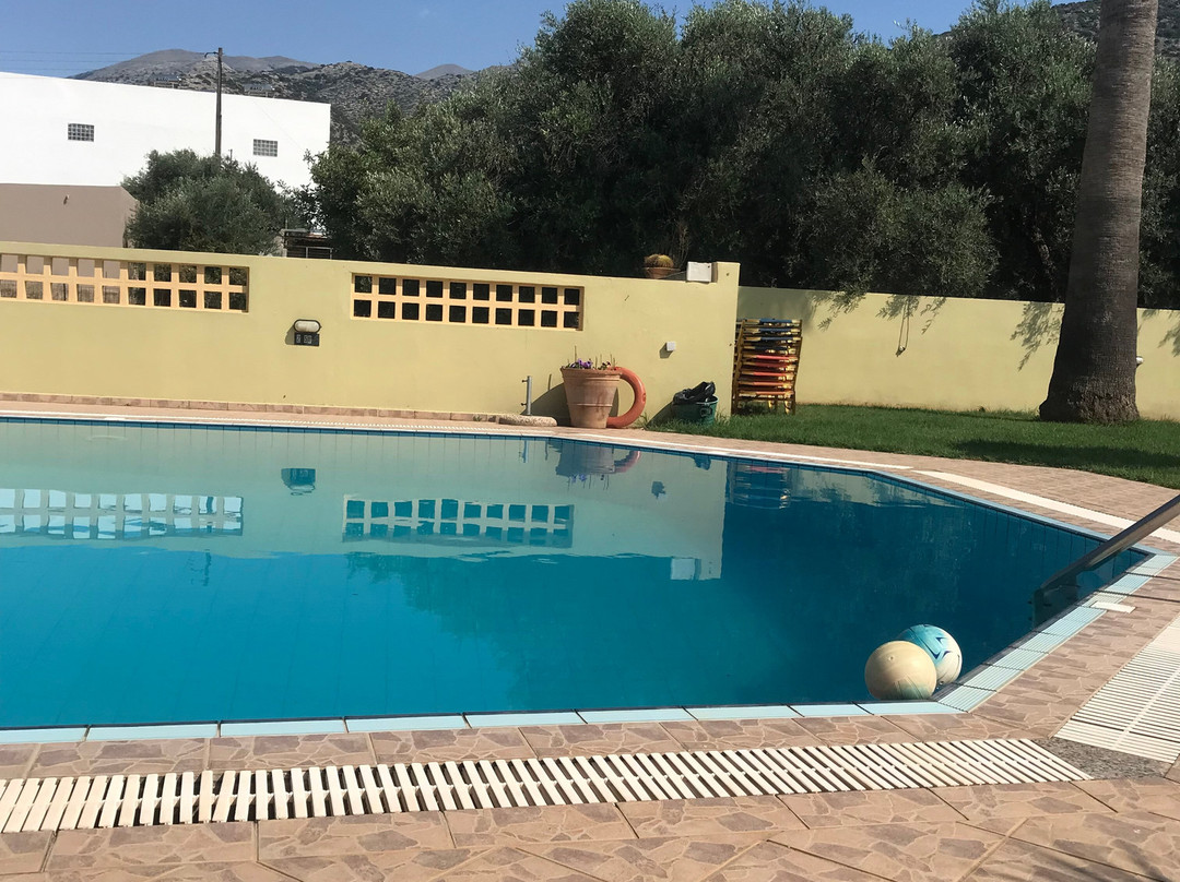 Stelios Apartments主图