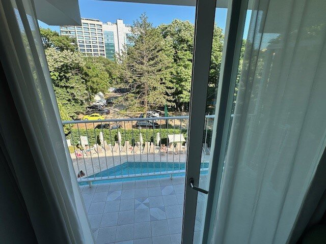 宜必思尚品金沙 Roomer 酒店主图