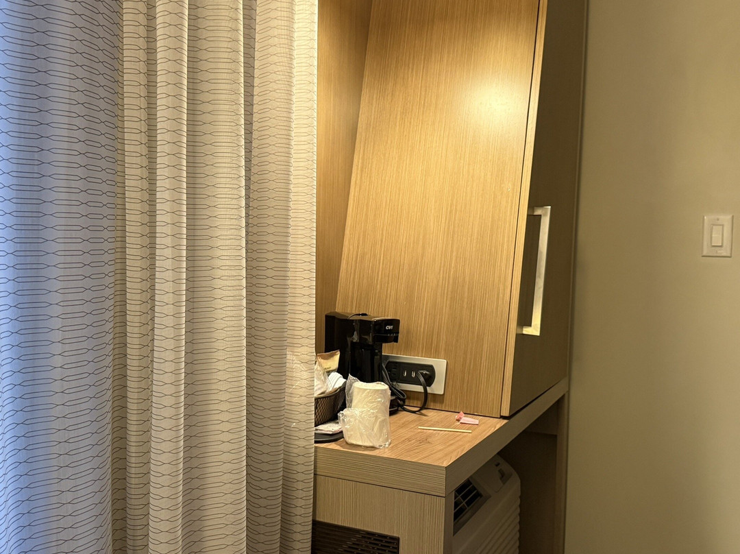 Courtyard Bowie主图