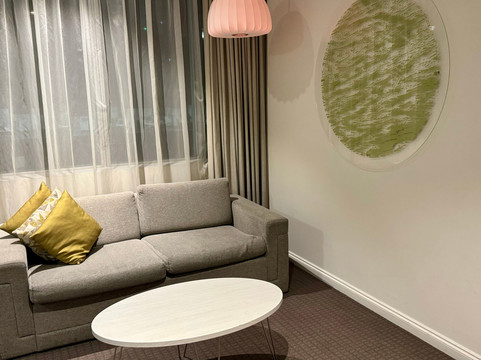 克拉丽奥盖特威套房酒店主图