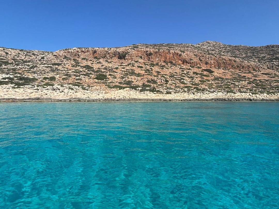 Sargos Boat Private Trips-Trachilos必去景点