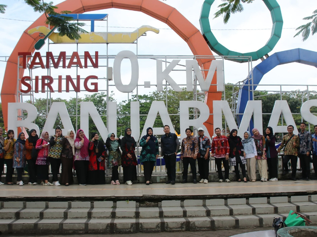 Taman Siring 0 Kilometer-班贾尔马辛必去景点