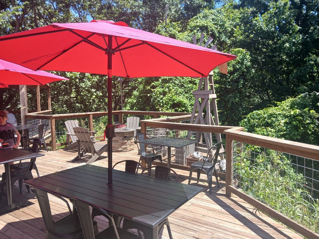 Old 76 Smokehouse Bbq