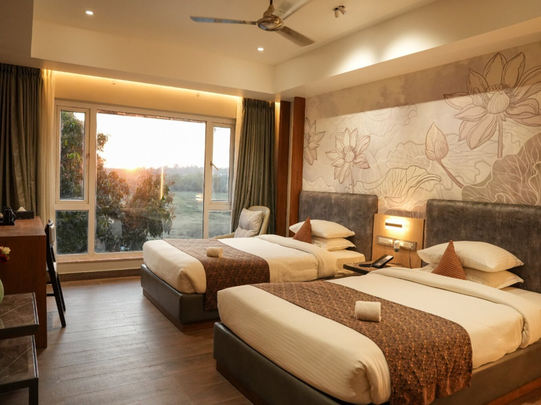 Mayur  Aaditya Resort主图