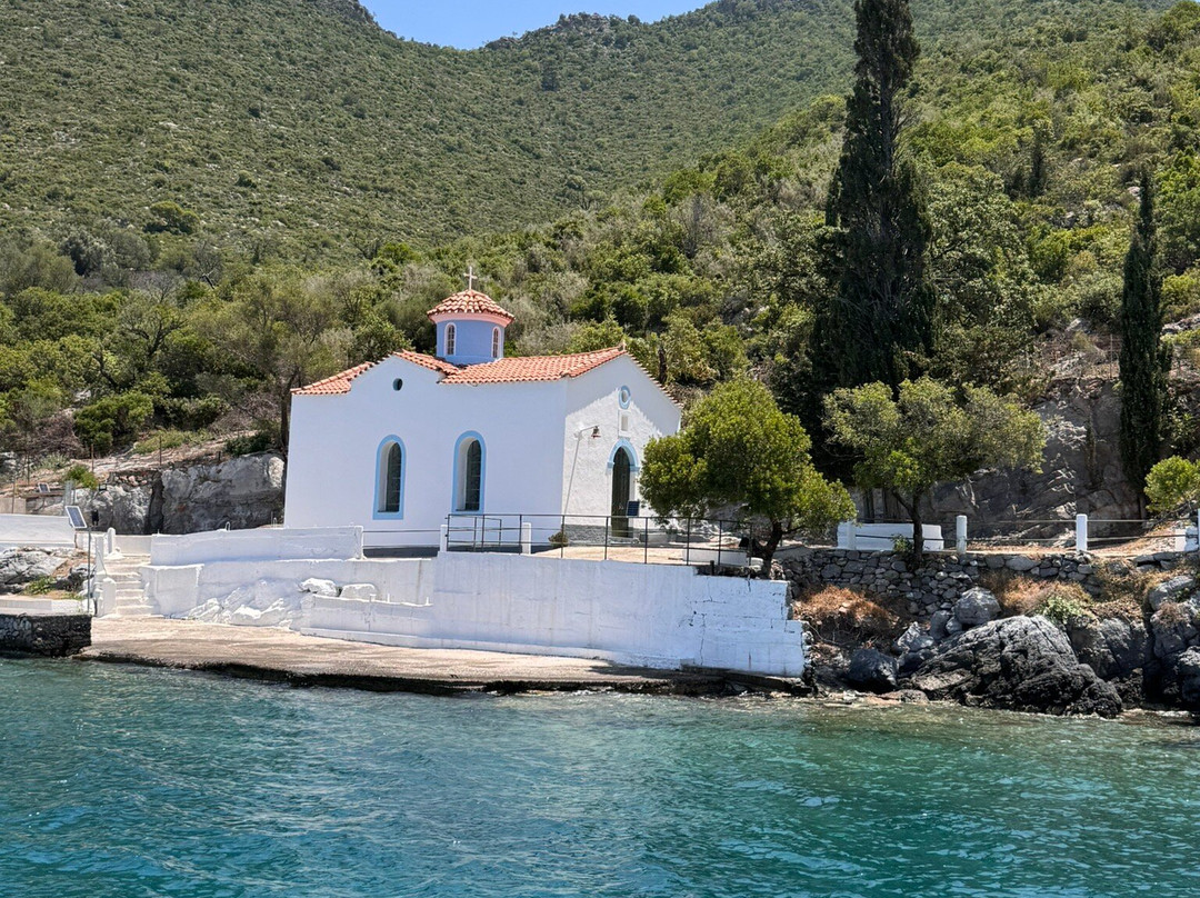 Serenity at Sea: A Tranquil Day Cruise-Leonidio必去景点