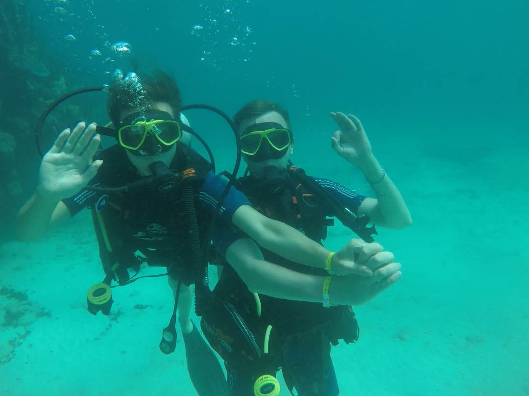 Ruscubadive-巴拉德罗必去景点