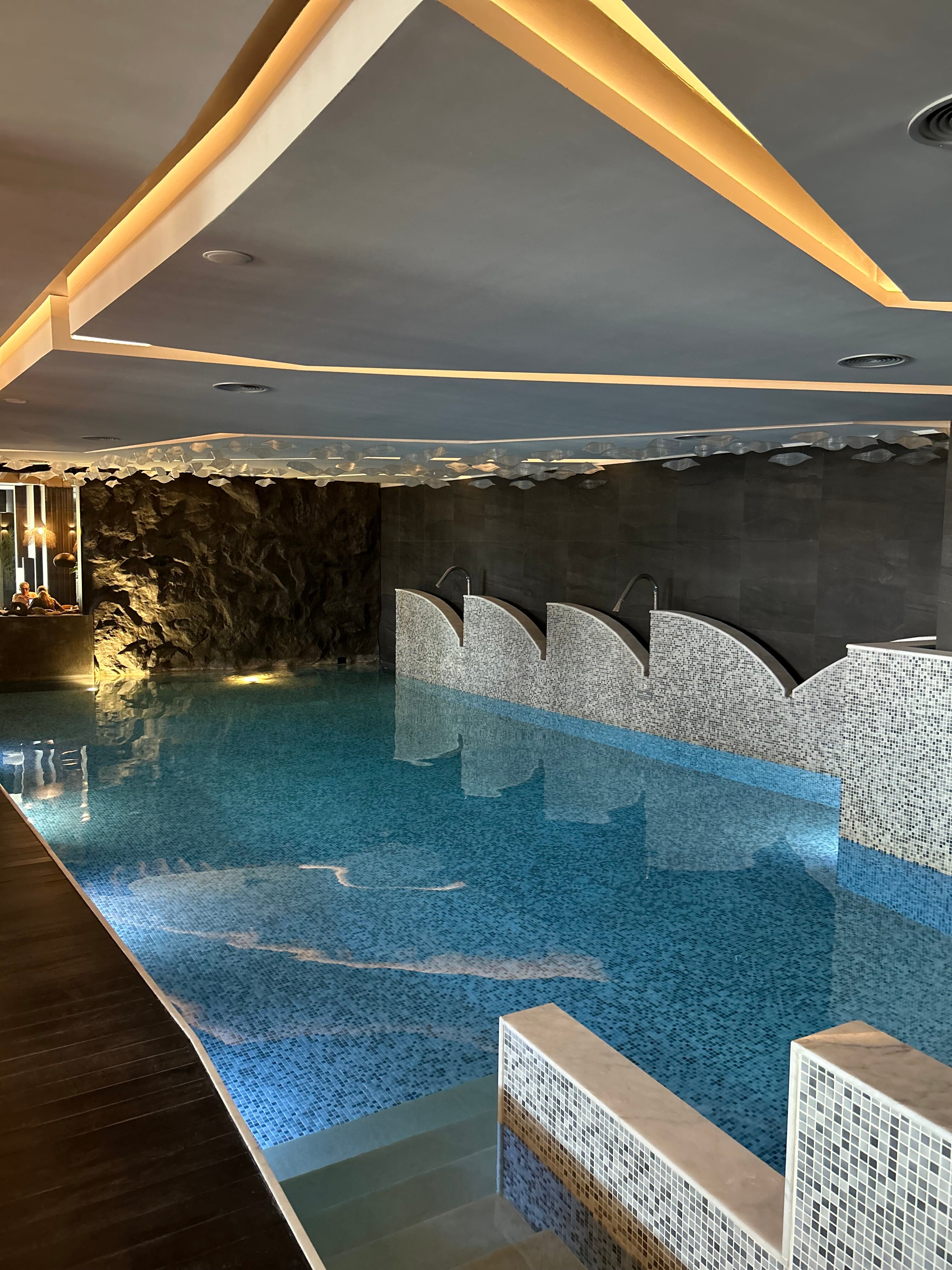 Olympic Palace Resort Hotel & Convention Center-官方