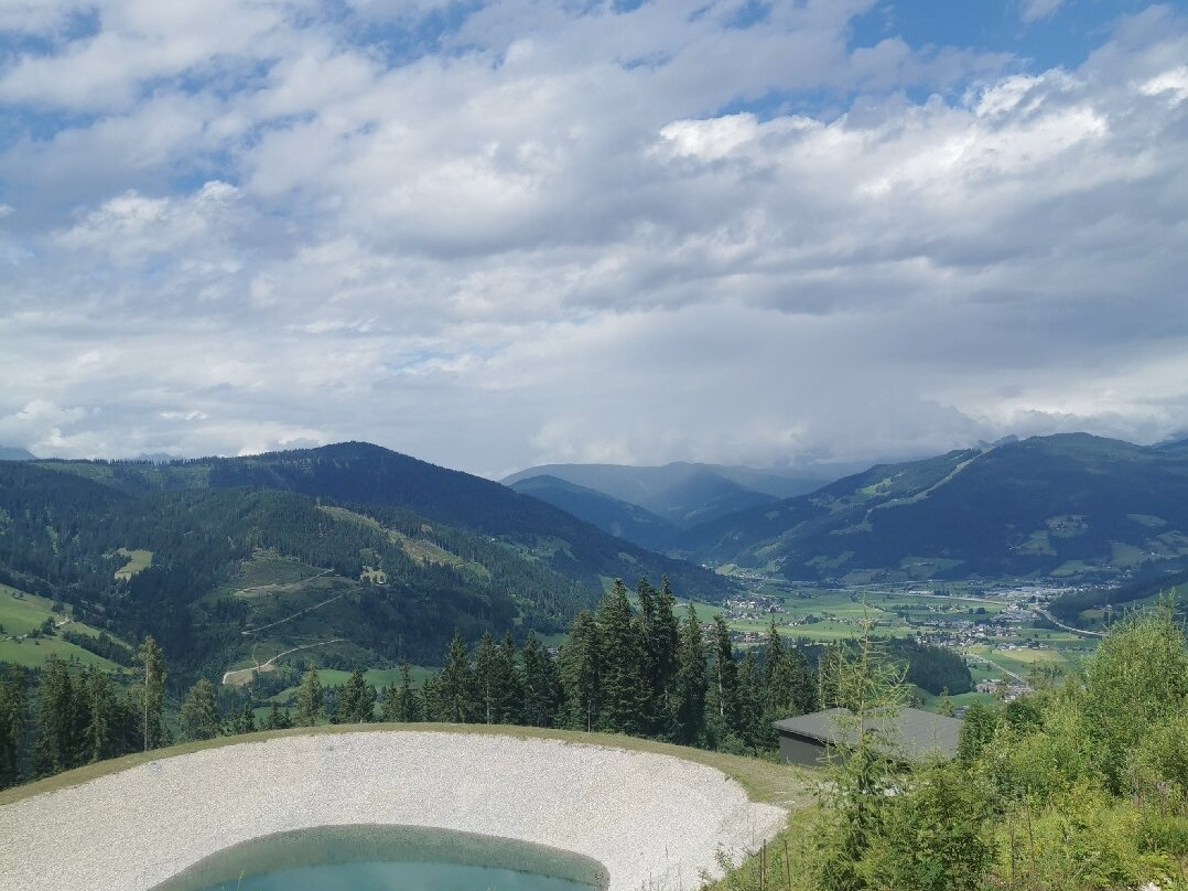 Flori's Erlebnispfad-法拉豪必去景点