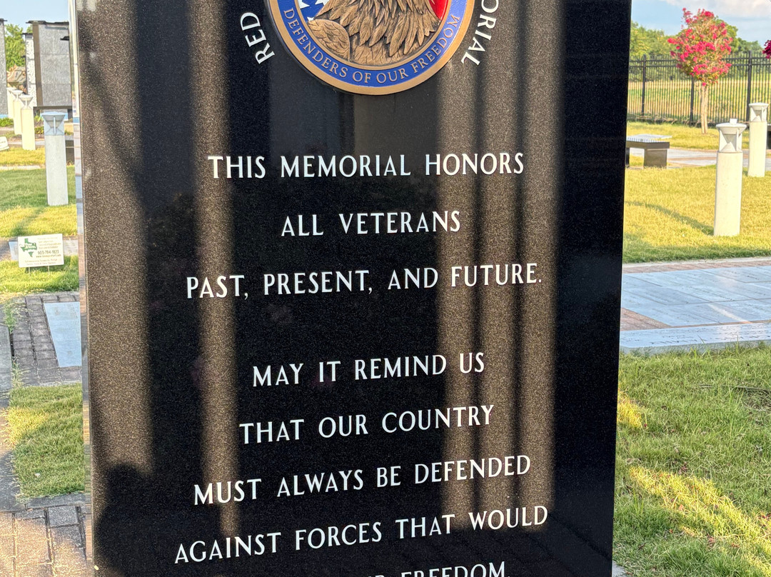 Red River Valley Veterans Memorial Museum-巴黎必去景点