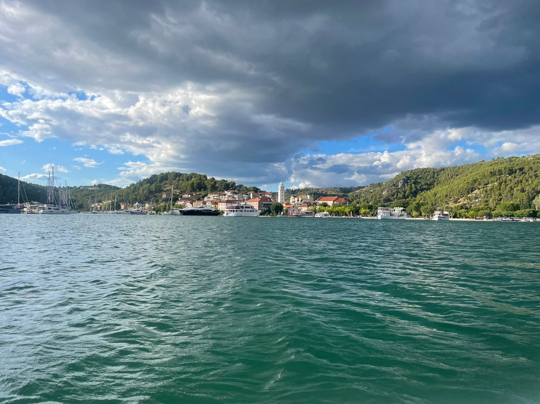 Sailing & Wine Experience