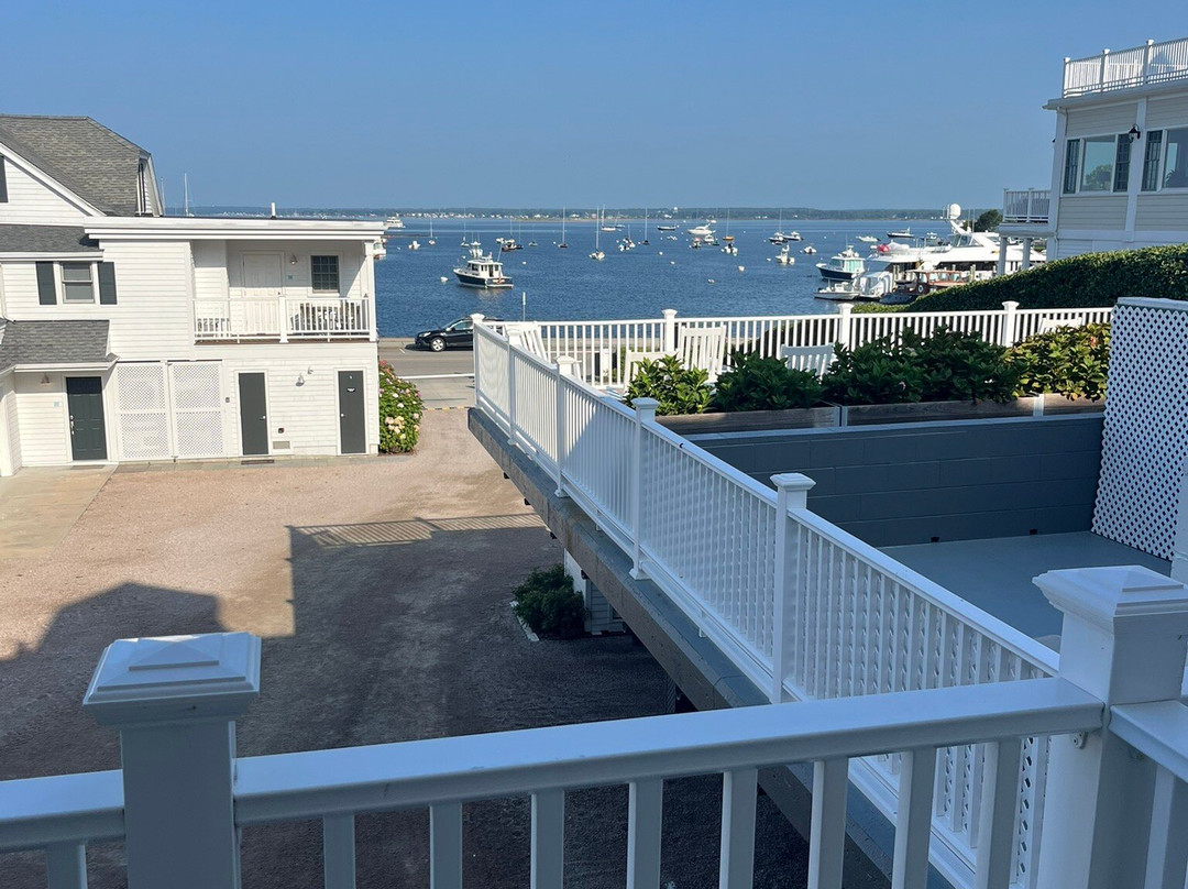 Watch Hill Inn主图