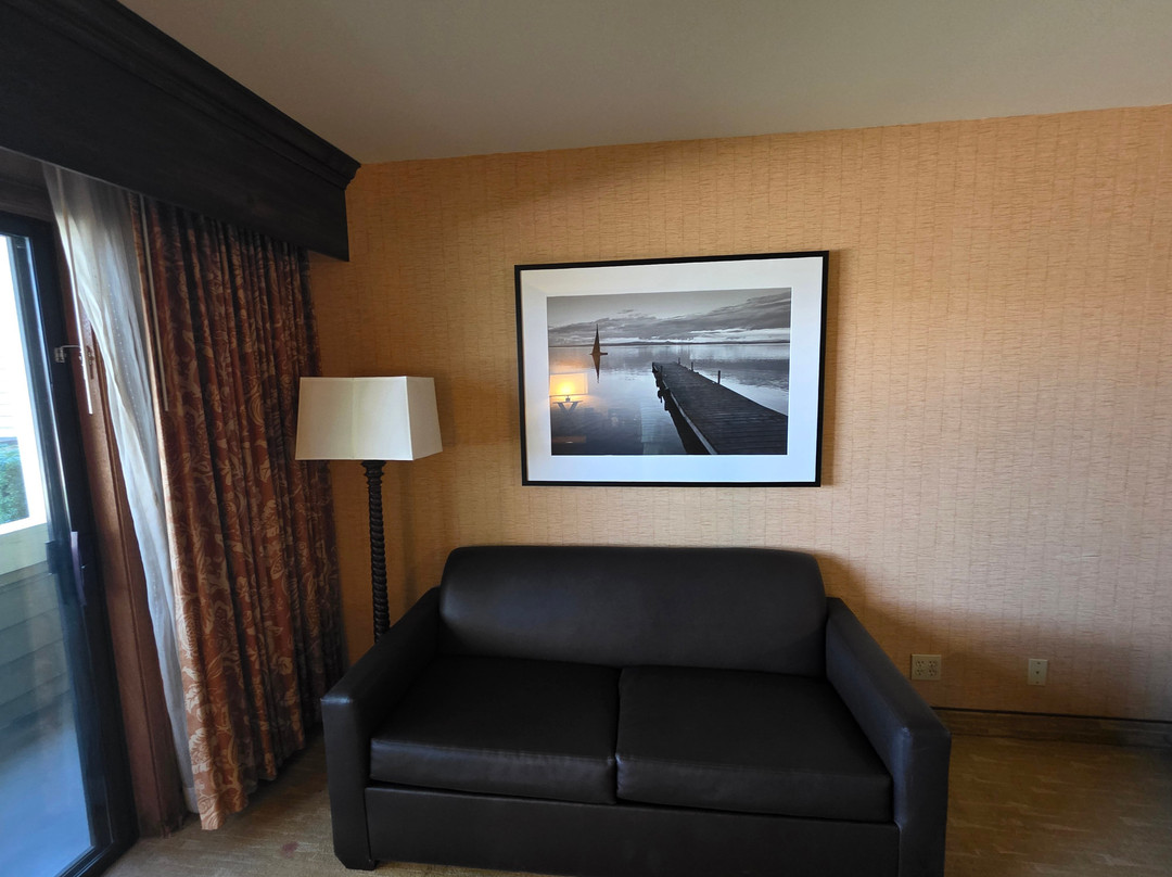 Lake Arrowhead Resort and Spa主图