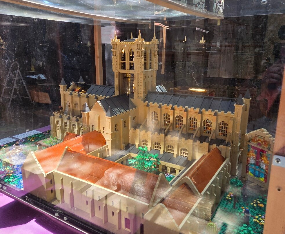 Parish Church of St John Baptist-赛伦塞斯特必去景点