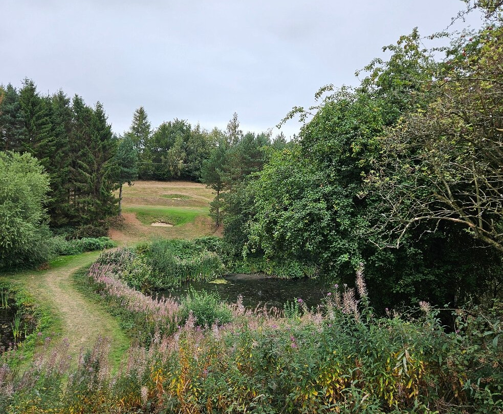 The Village Golf Course-利兹必去景点