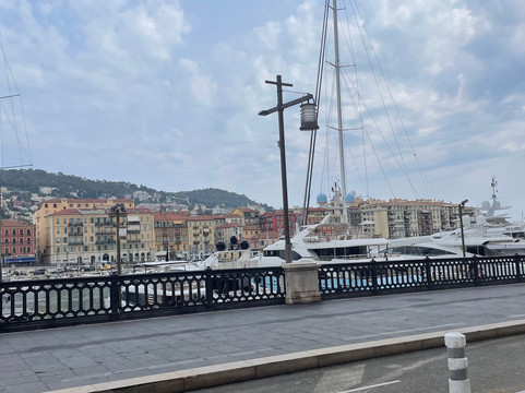 Le Petit Train Touristique de Nice - By France Voguette-尼斯必去景点