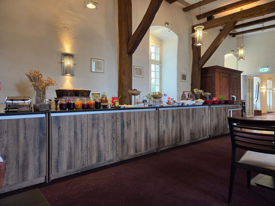 巴特阿罗尔森迎宾城市主图