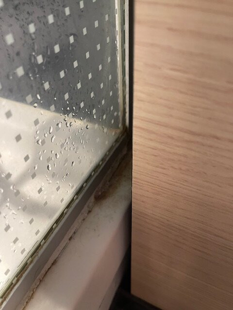 宜必思维琪酒店主图