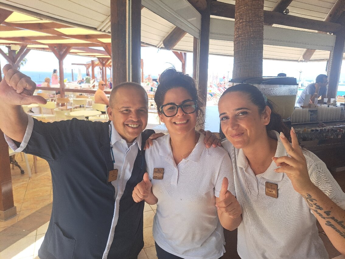 伊波罗之星邦贾维尔海滩酒店-官方