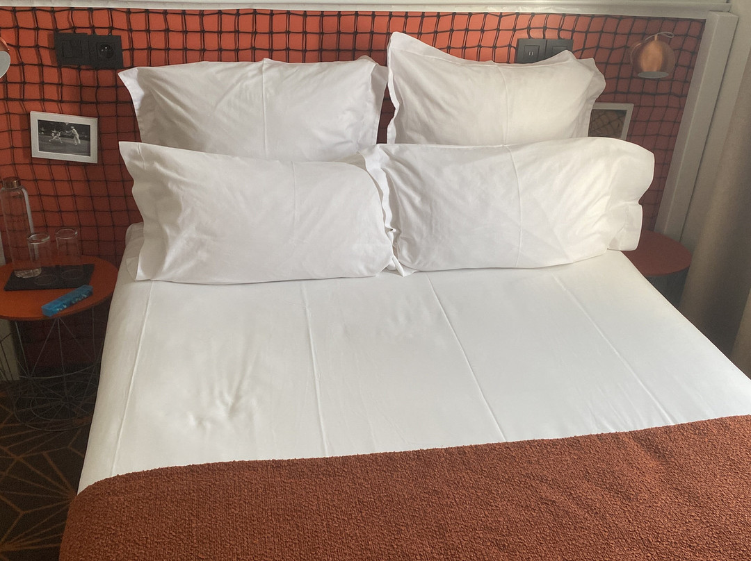 Hotel Olympic Paris Boulogne by Patrick Hayat主图