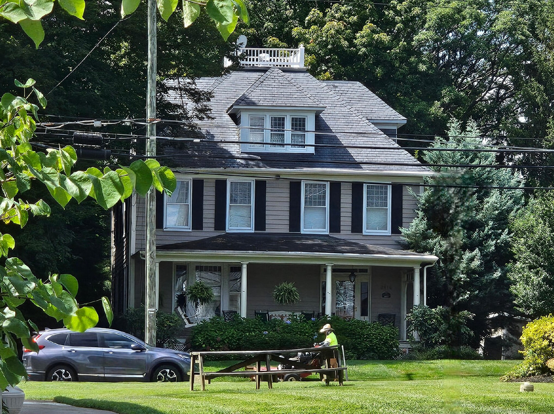 Forest Hill Historic District-Forest Hill必去景点