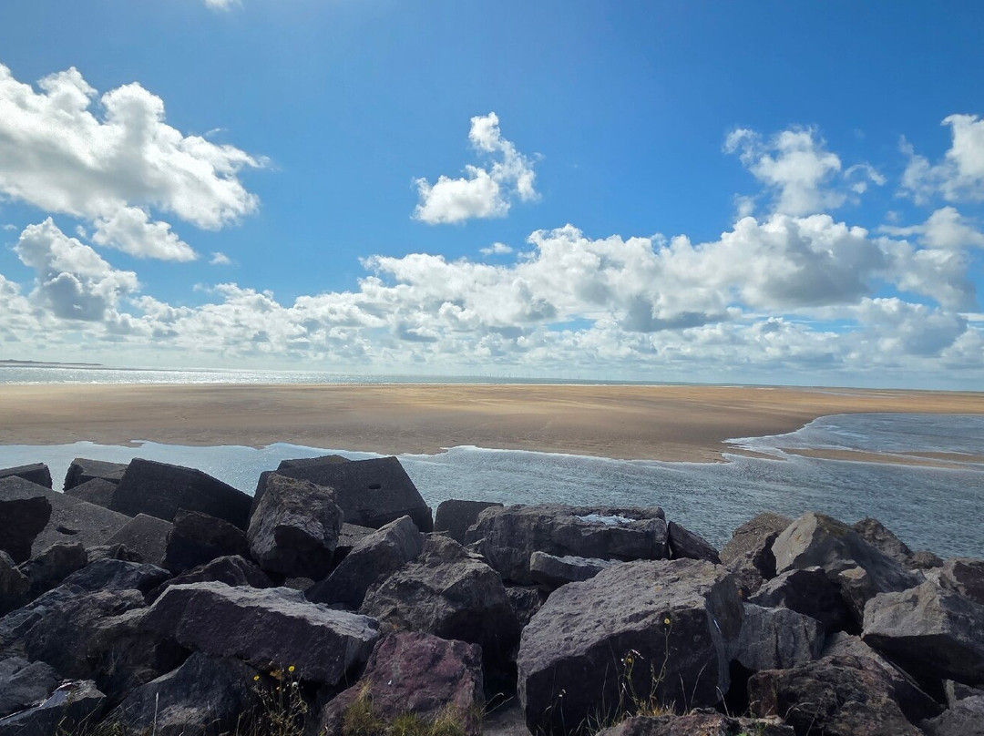 Haverigg Beach-Millom必去景点