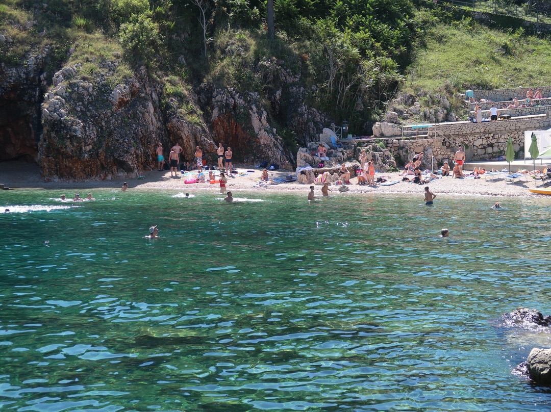 Zgribnica Beach-Vrbnik必去景点