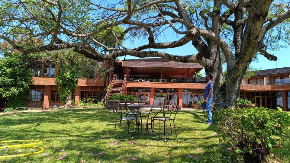 马尼亚拉湖野生动物山林小屋-官方