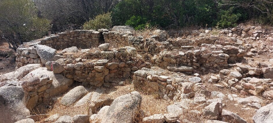 Lu Brandali: Leggi Tocca Ascolta - Mostra di Archeologia Nuragica-圣特雷莎加卢拉必去景点