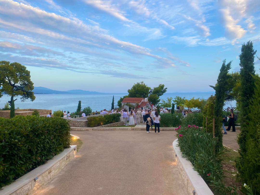 达纳伊别墅度假酒店主图