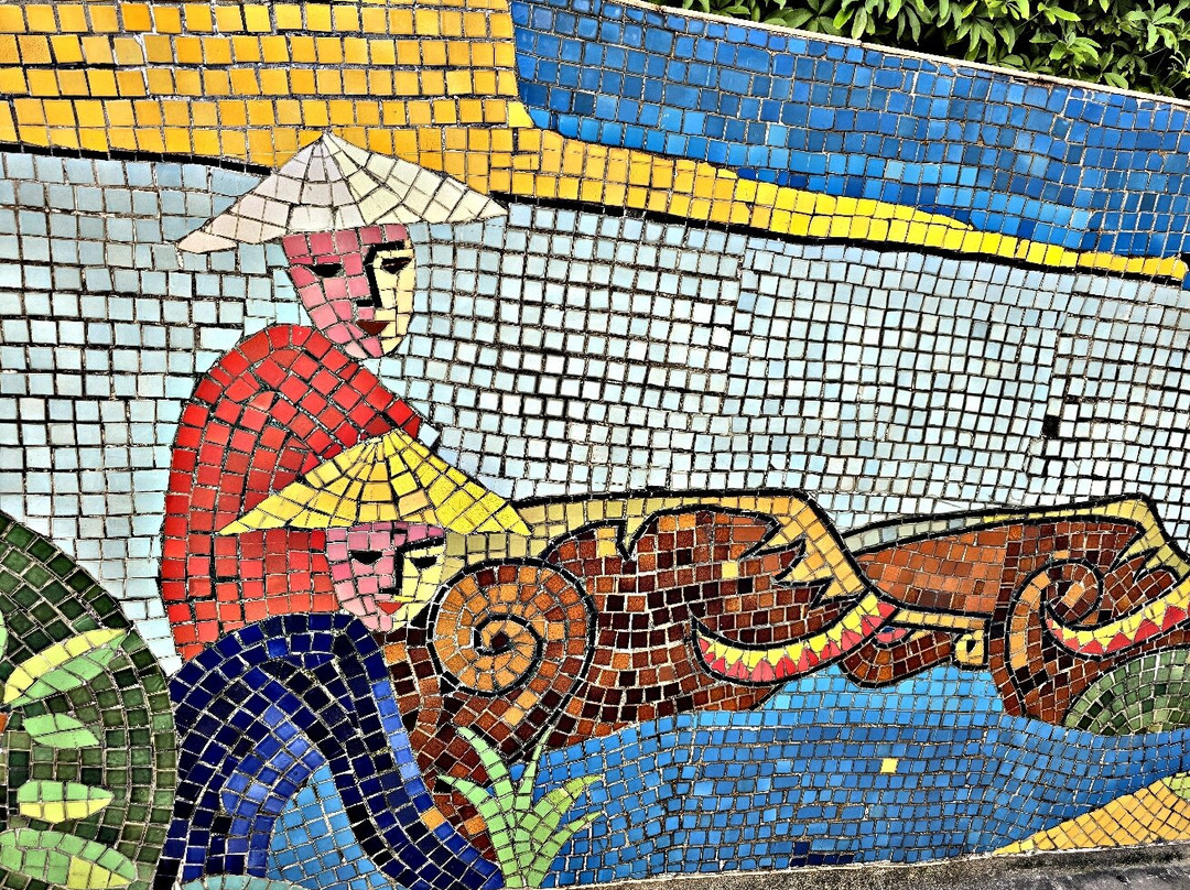 Hanoi Ceramic Mosaic Mural-河内必去景点