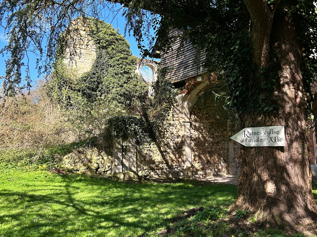 Abbaye de Mortemer-Haute-Normandie必去景点