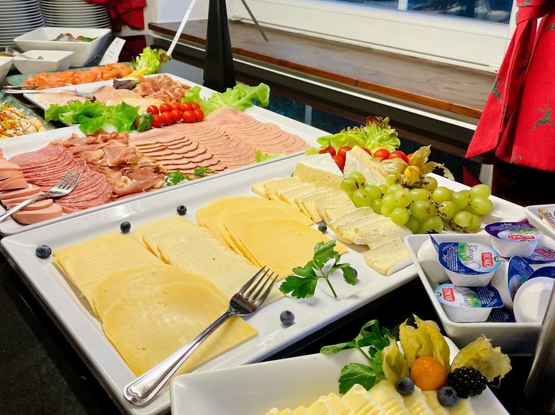 蓝舒弗庄园酒店主图