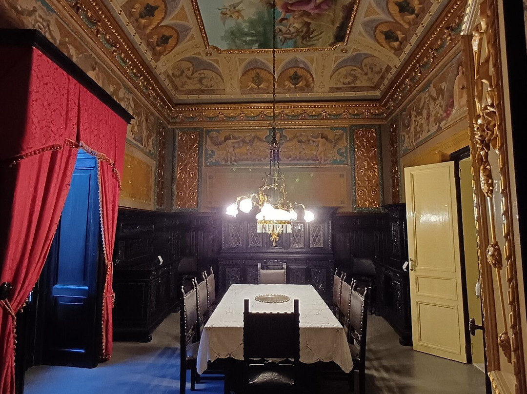 Palazzo Bonelli - Patanè-希克利必去景点