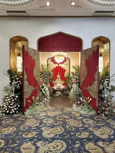 波斯·埃斯特赫拉尔酒店主图