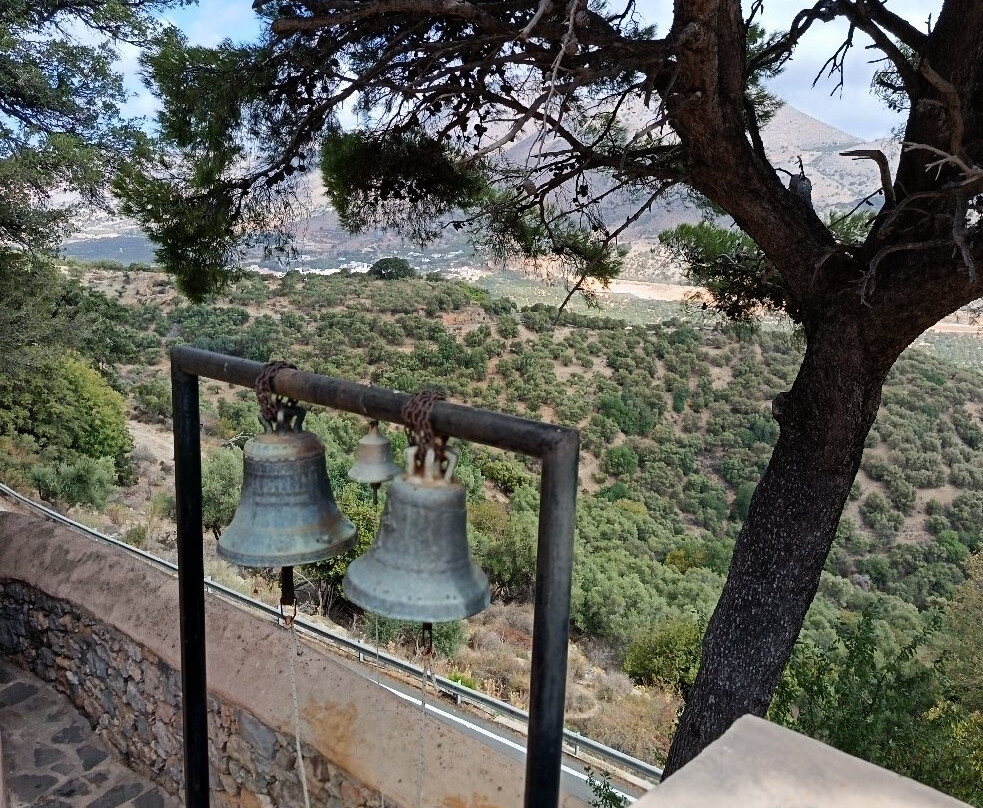 Monastery of Kremasta-Neapoli必去景点