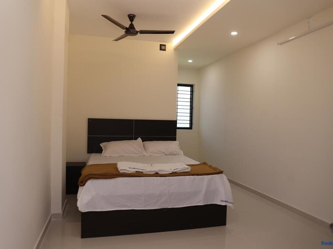 Soumya Residency- Boarding And Lodging