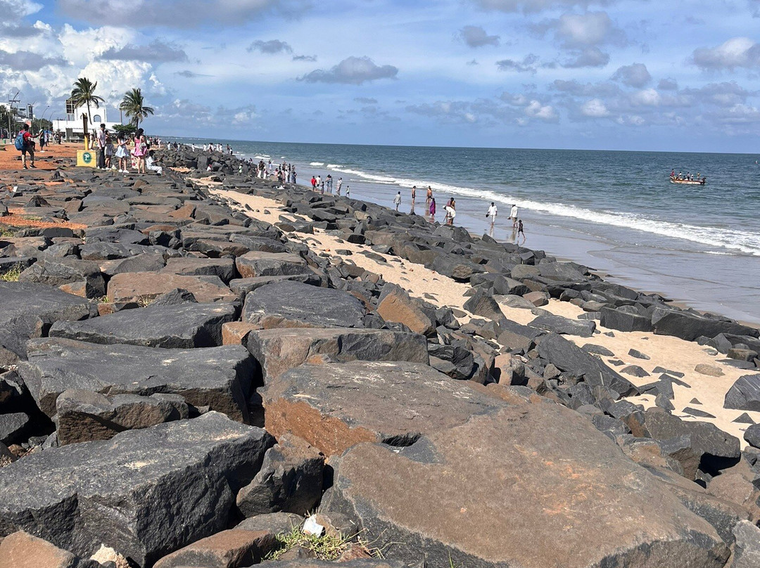 Seaside Promenade-朋迪榭里必去景点