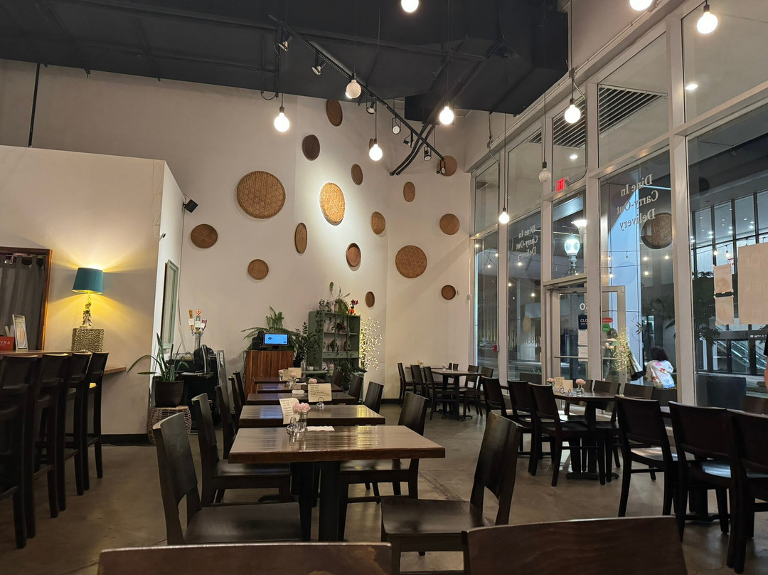 Aubergine Cafe-Thai Restaurant