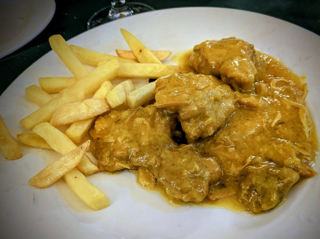 雷阿图罗酒店主图