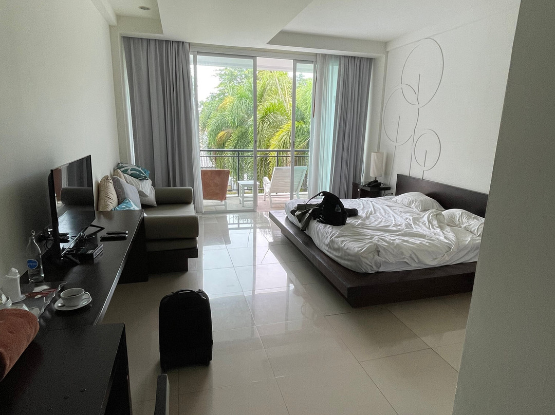 帕莫里度假村主图