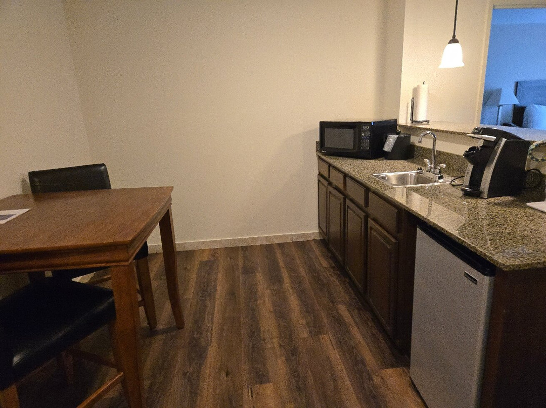 Best Western Plus Valdosta Hotel & Suites主图