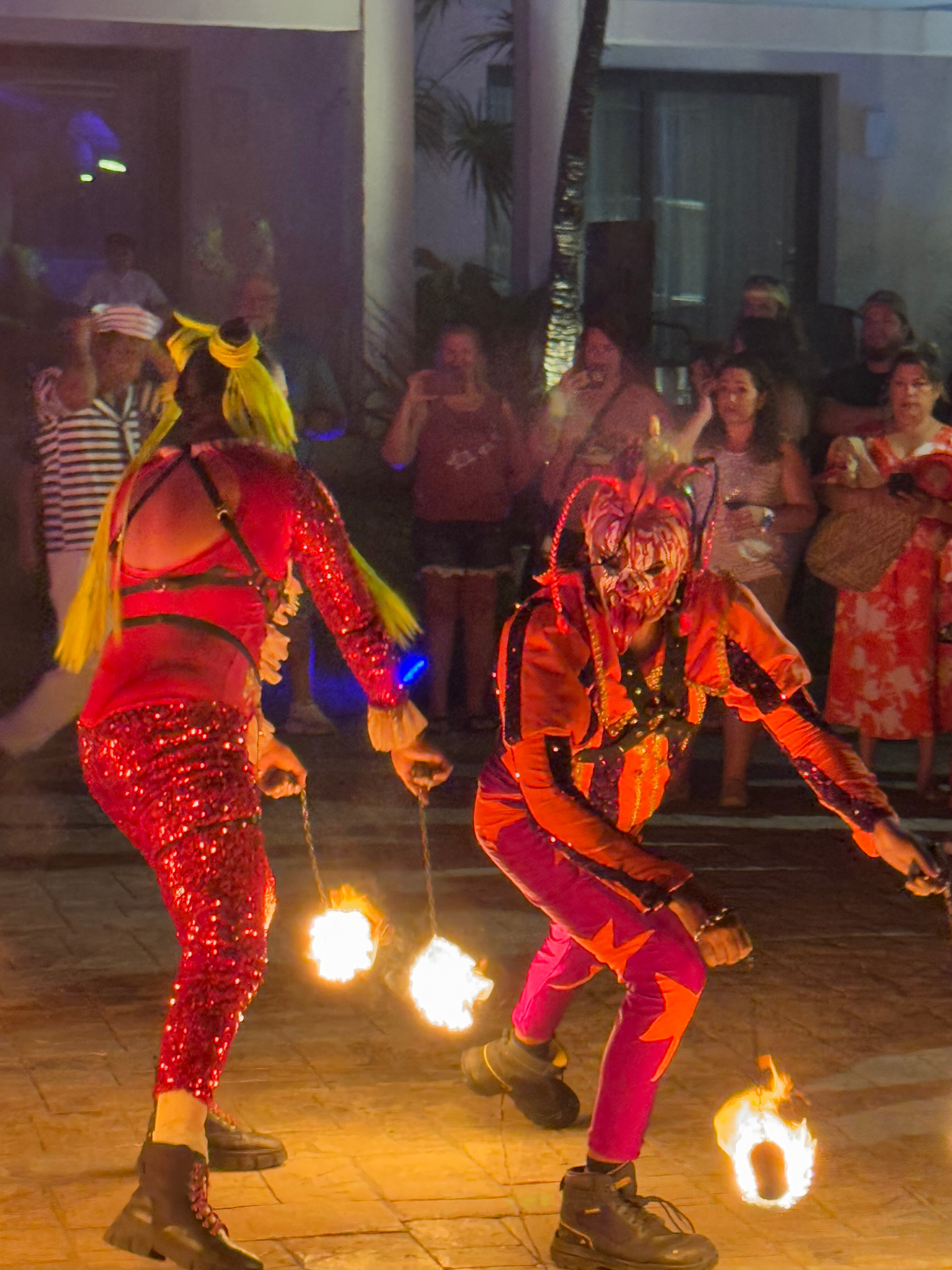 Secrets Aura Cozumel-官方