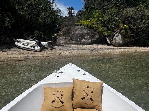 Lancha Flecha II Paraty-帕拉地必去景点