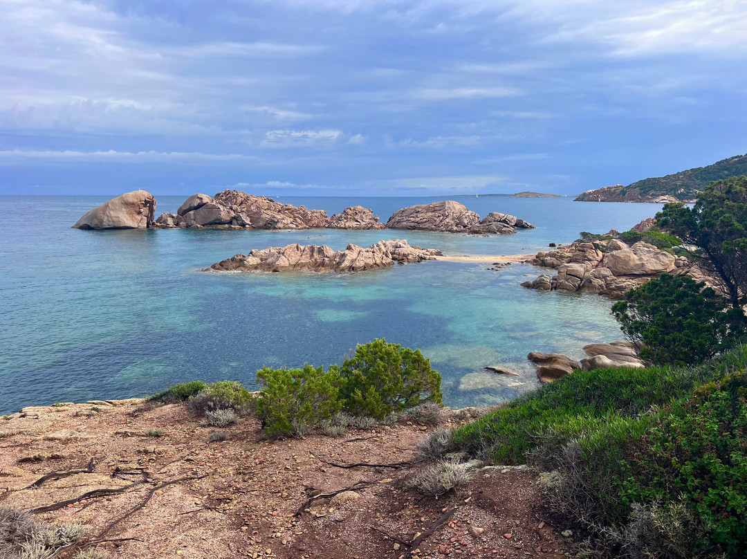 Spiaggia libera Baja Sardinia