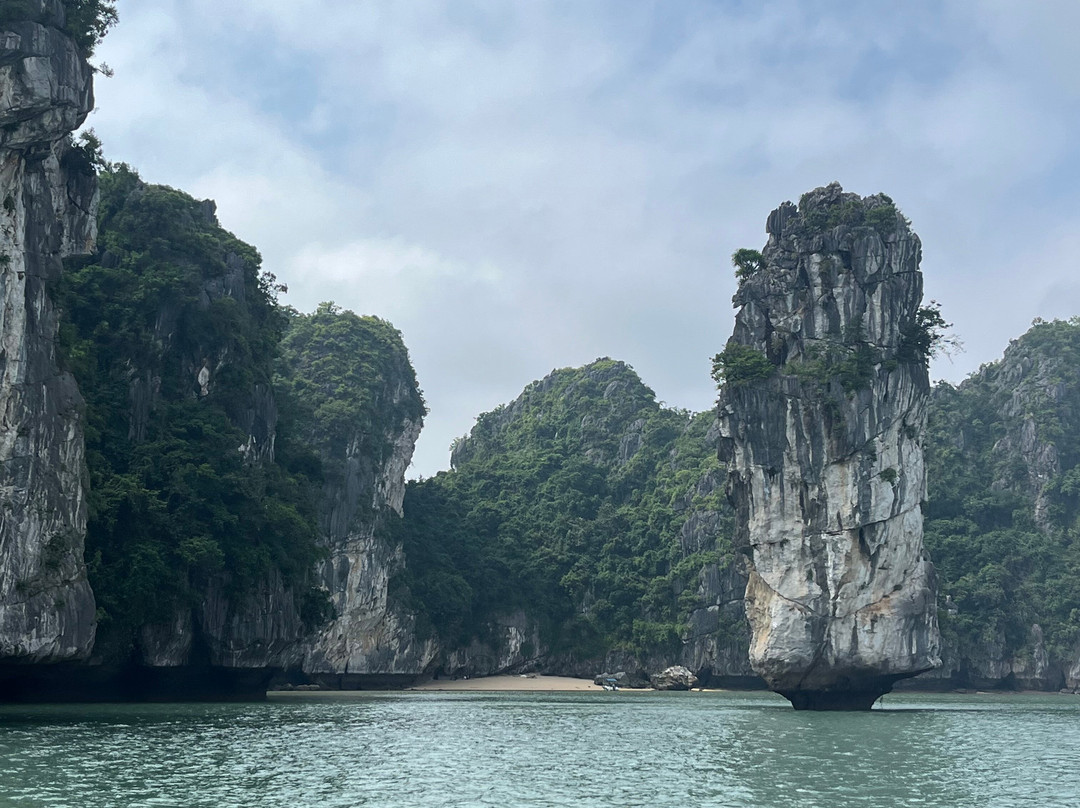 Cat Ba Kayak Adventures-下龙湾必去景点