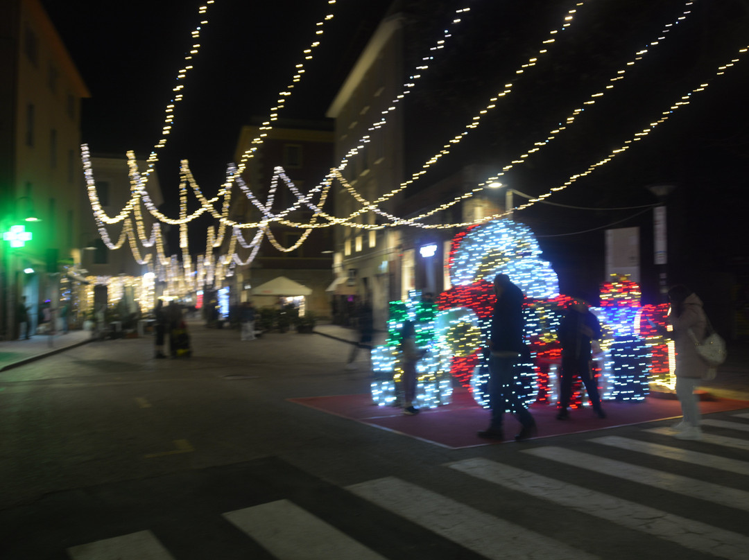 Corso Giosue Carducci-格罗塞托必去景点