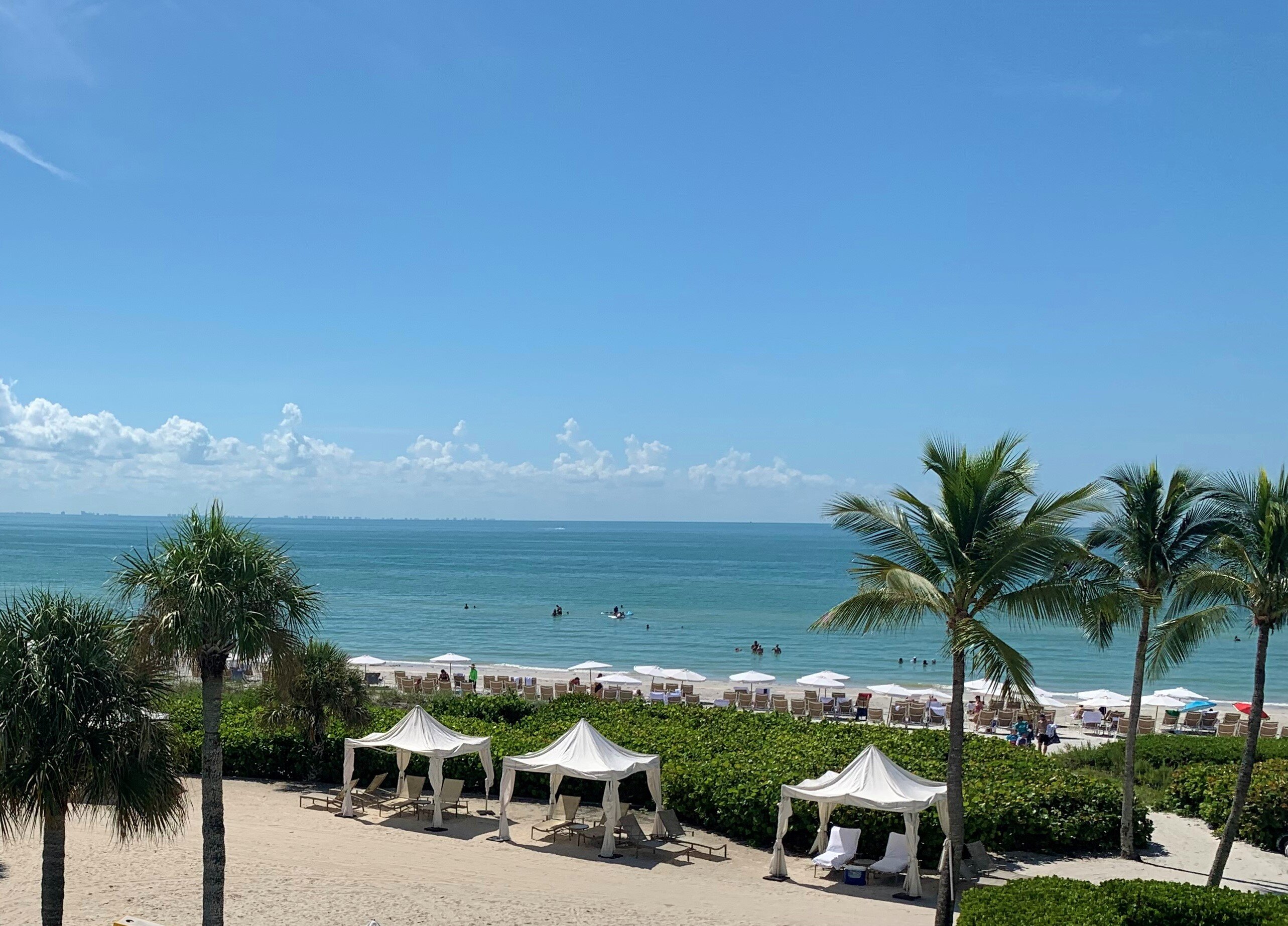 日晷海滩度假温泉酒店-官方